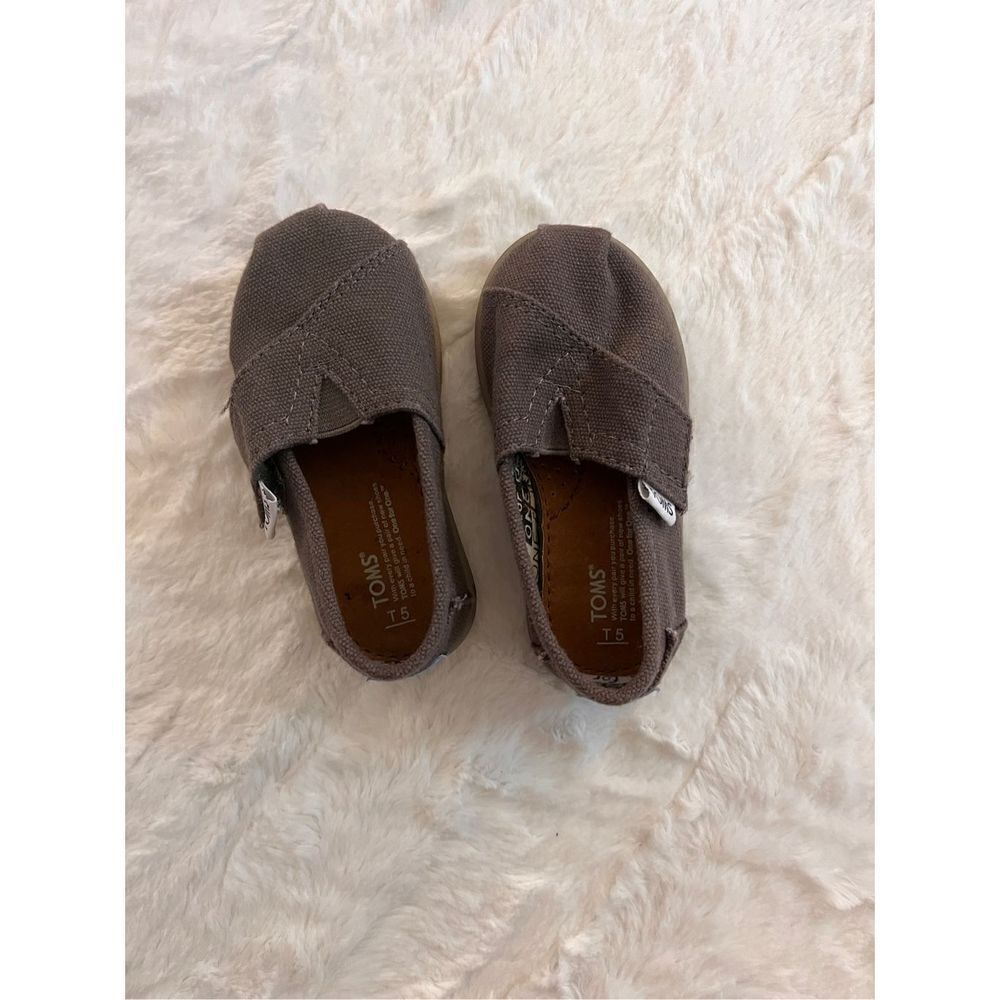 Toms Size 5 Toddler